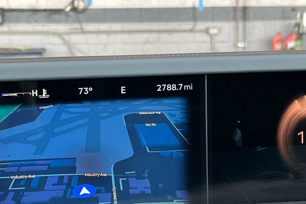 Used 2024 Lincoln Nautilus Reserve w/ Equipment Group 202A image 31