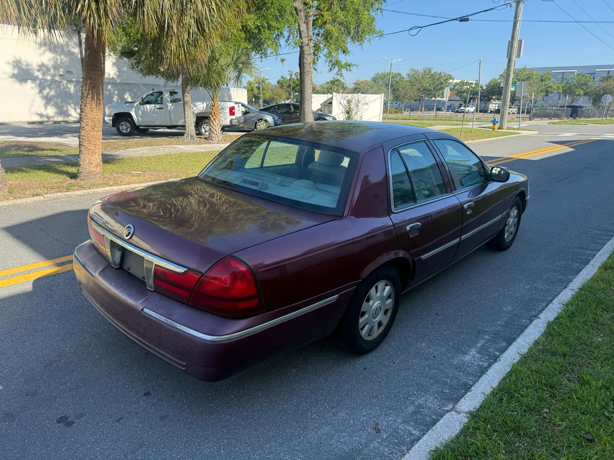 Used 2004 Mercury Grand Marquis LS RWD image 5
