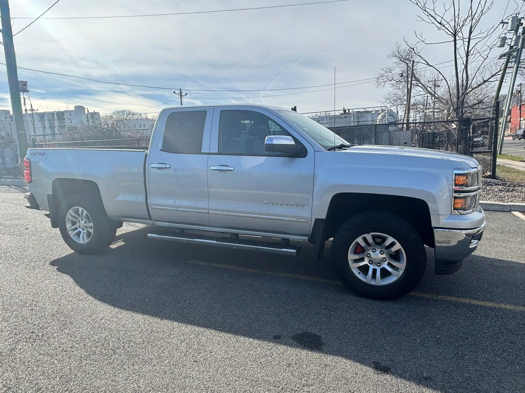 Used 2014 Chevrolet Silverado 1500 LTZ AWD/4WD image 11