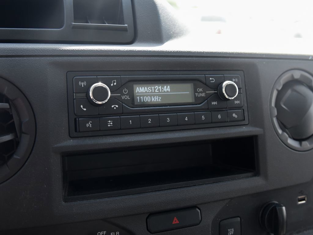 Used 2024 Ford E-450 and Econoline 450 Super Duty w/ Power Windows & Locks Group RWD image 21
