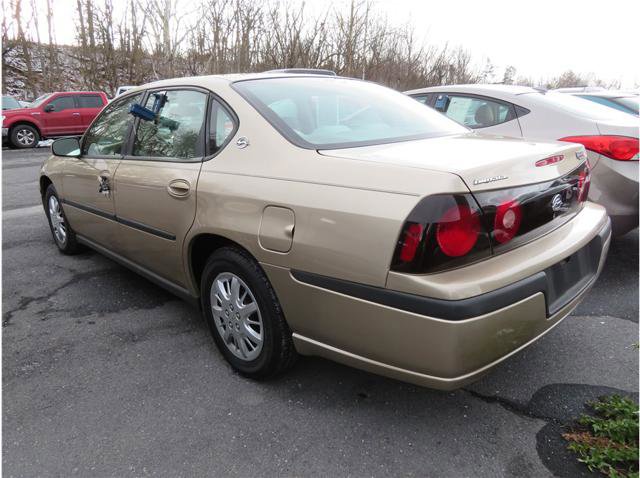 Used 2004 Chevrolet Impala w/ Preferred Equipment Group image 2