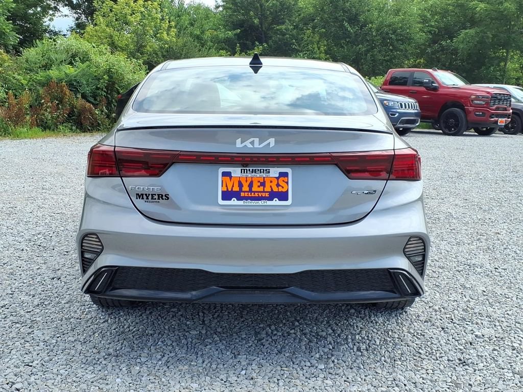 Used 2023 Kia Forte GT-Line w/ GT-Line Premium Package FWD image 10
