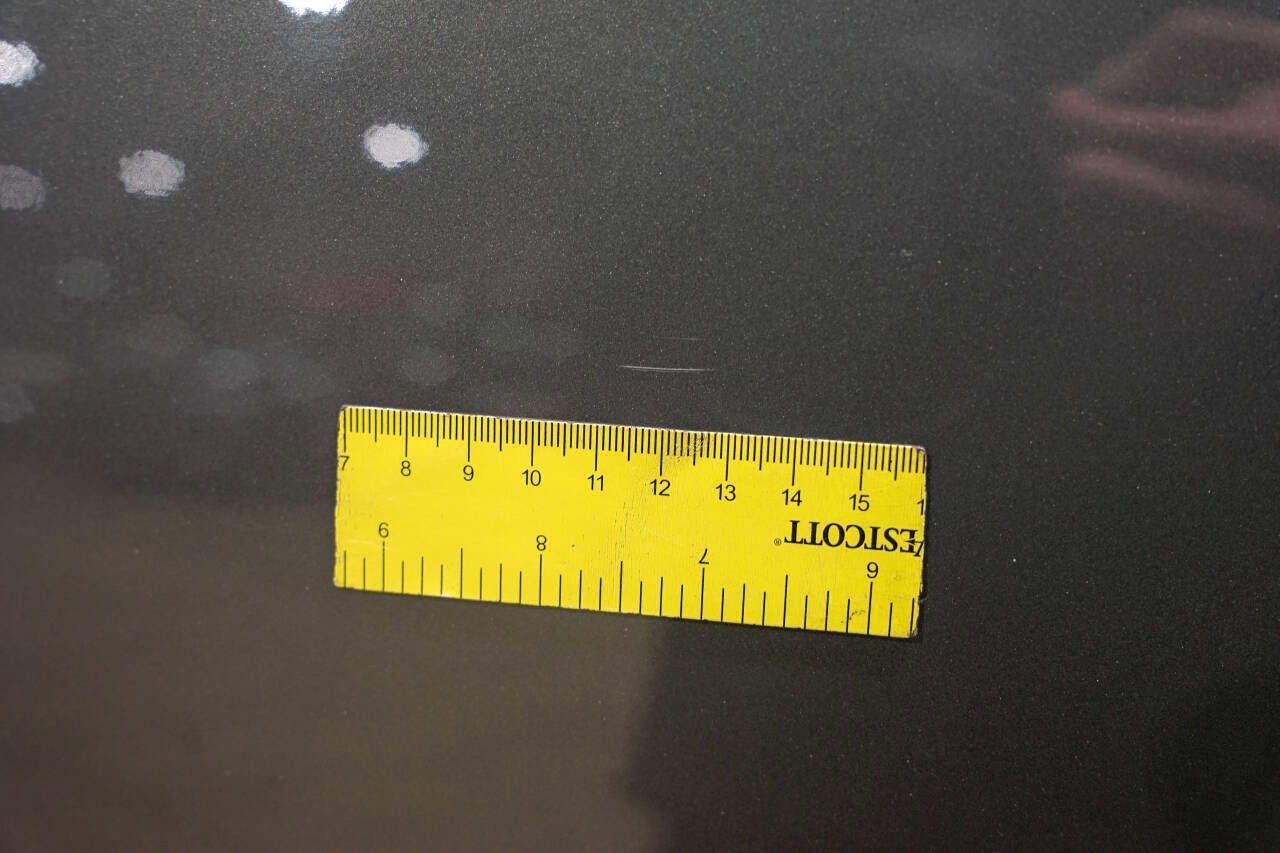 Used 1999 Chevrolet Silverado 1500 LS w/ Firm Ride Suspension Pkg AWD/4WD image 33