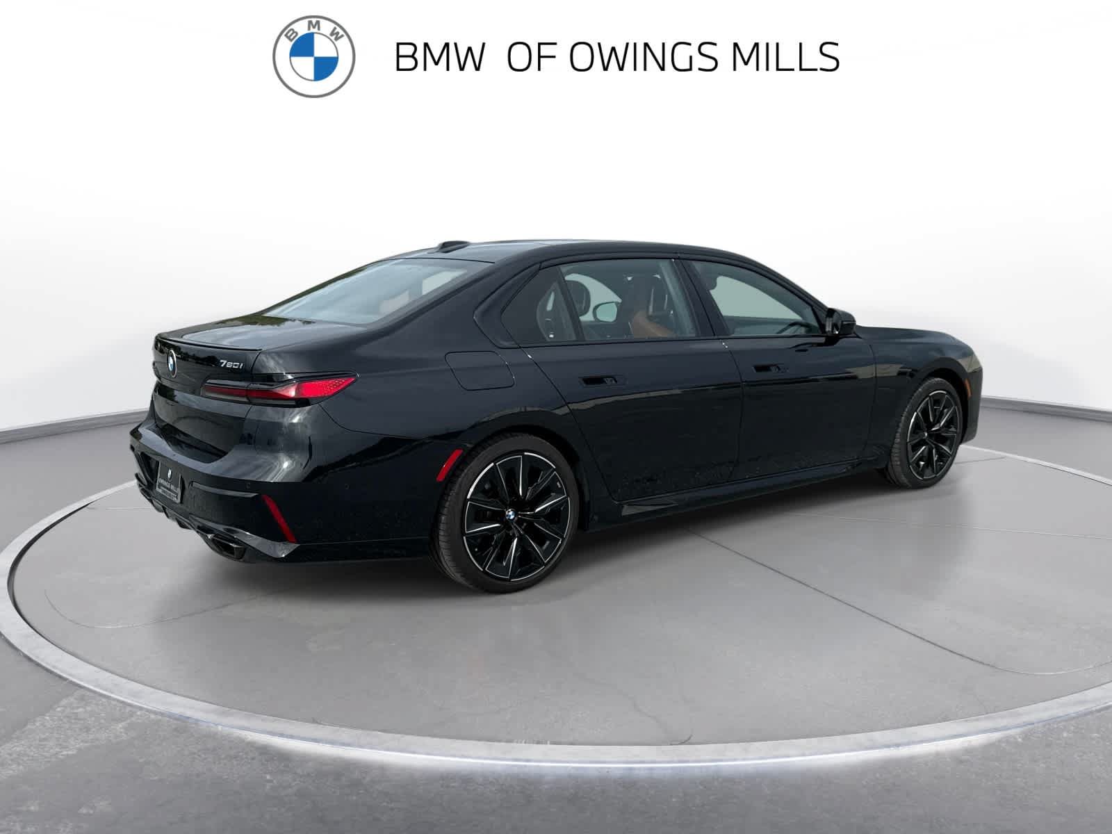 Used 2026 BMW 760i xDrive w/ Executive Package AWD/4WD image 17