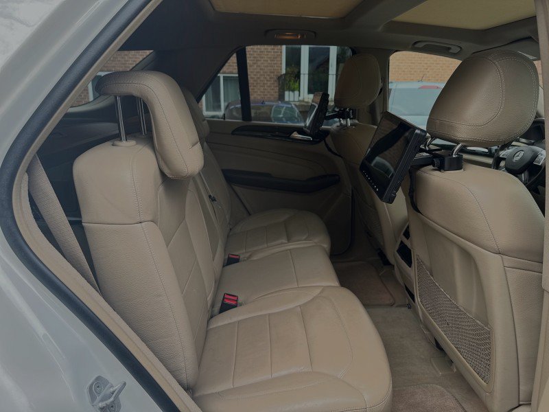 Used 2015 Mercedes-Benz ML 400 4MATIC image 30