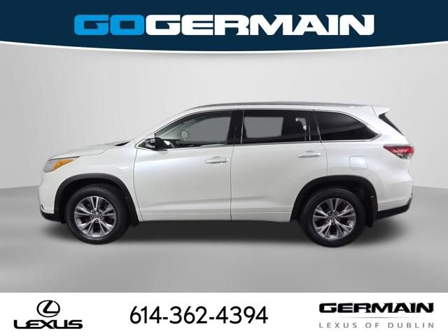 Used 2014 Toyota Highlander XLE AWD/4WD image 10