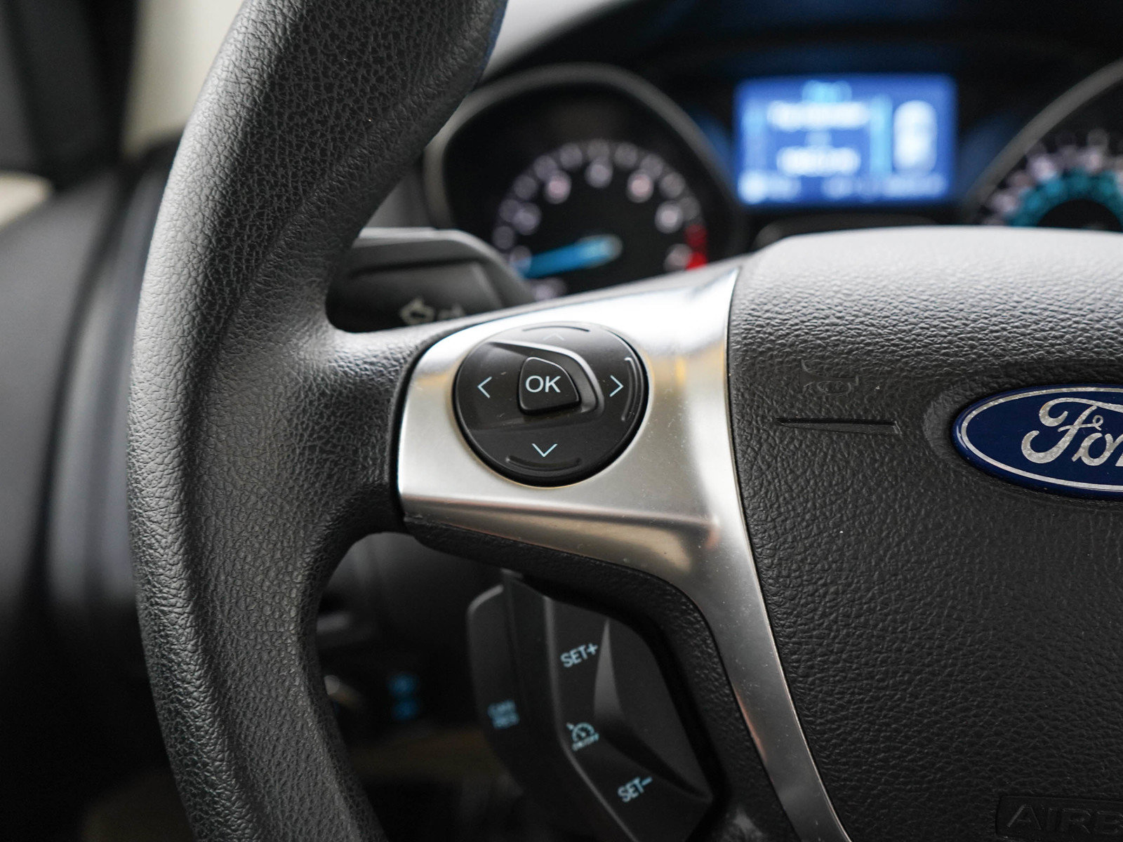 Used 2012 Ford Focus SE FWD image 22