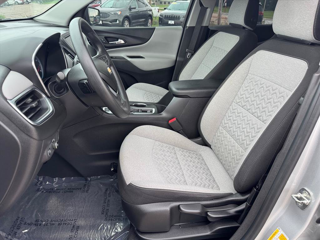 Used 2022 Chevrolet Equinox LS AWD/4WD image 6