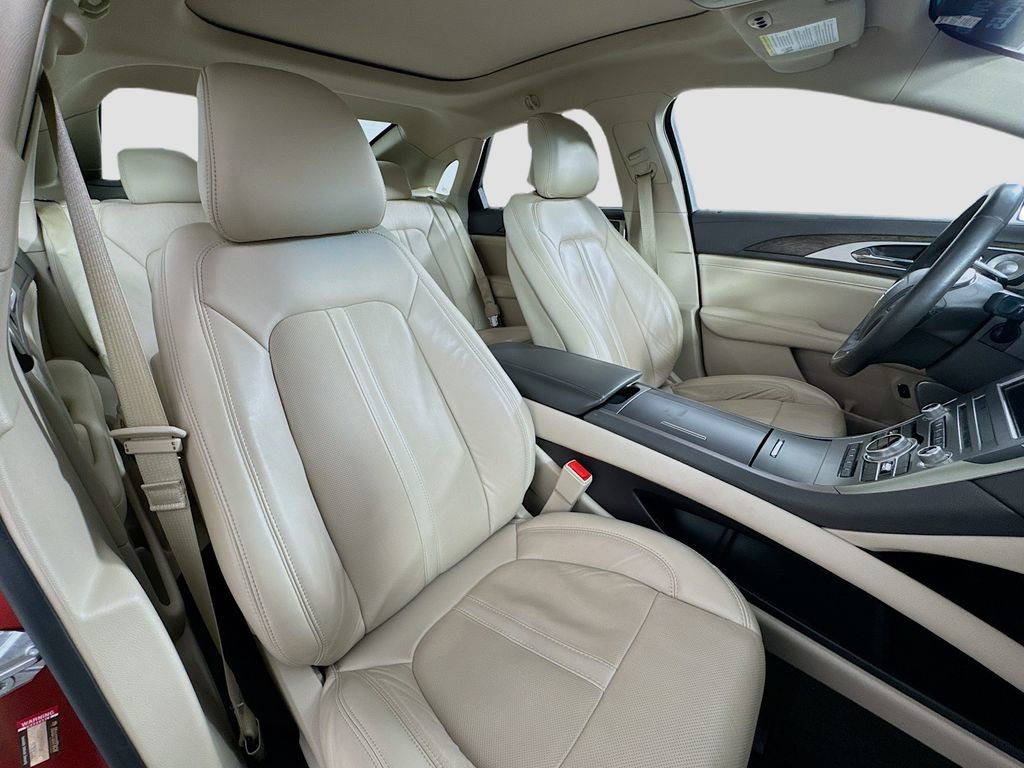 Used 2019 Lincoln MKZ Reserve w/ Luxury Package image 31