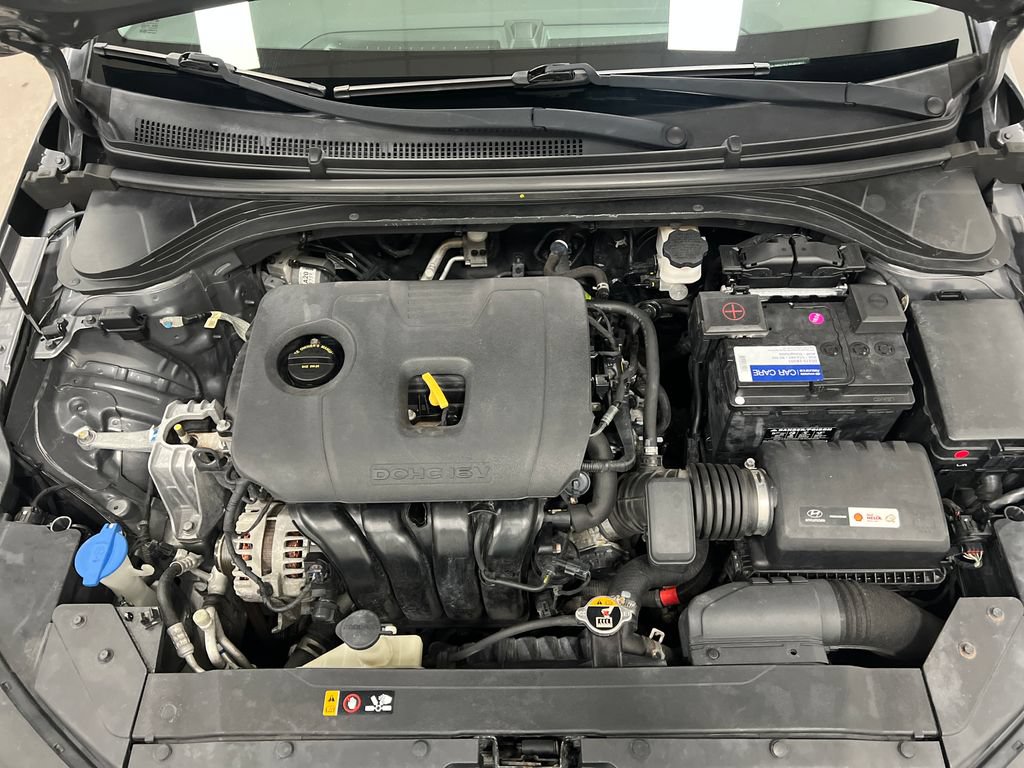 Used 2019 Hyundai Elantra SE FWD image 23