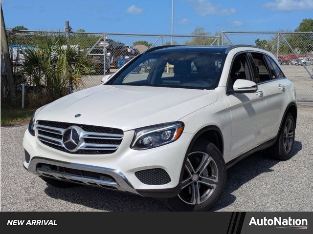 Used 2017 Mercedes-Benz GLC 300 4MATIC image 1