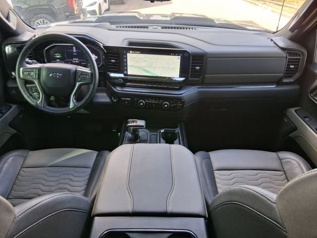 Used 2025 Chevrolet Silverado 1500 ZR2 w/ Technology Package image 7