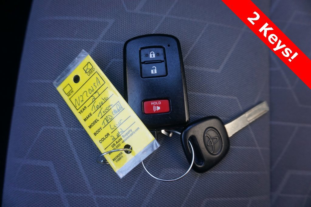 Used 2023 Toyota Tacoma TRD Off-Road image 31