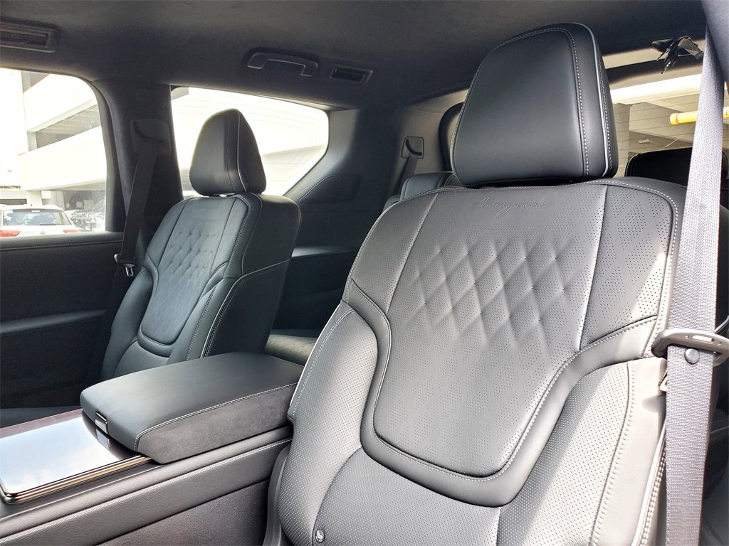 New 2025 INFINITI QX80 Autograph image 7