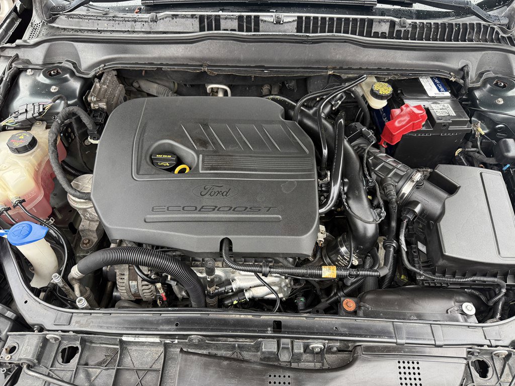 Used 2016 Ford Fusion SE w/ Equipment Group 202A image 19