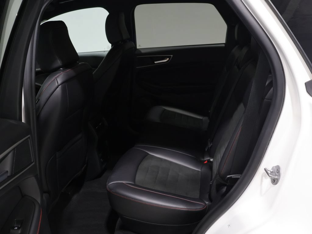 Used 2024 Ford Edge ST-Line AWD/4WD image 18