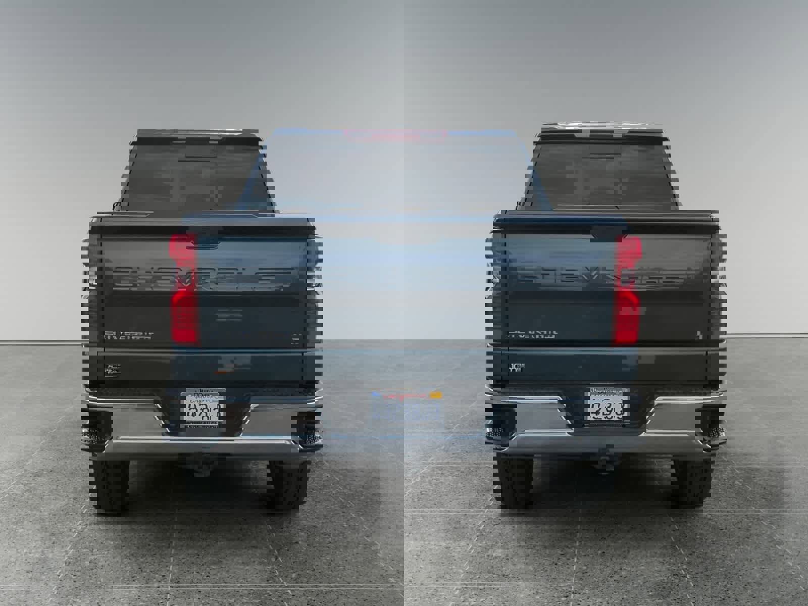 Used 2020 Chevrolet Silverado 1500 LT w/ Texas Edition image 4