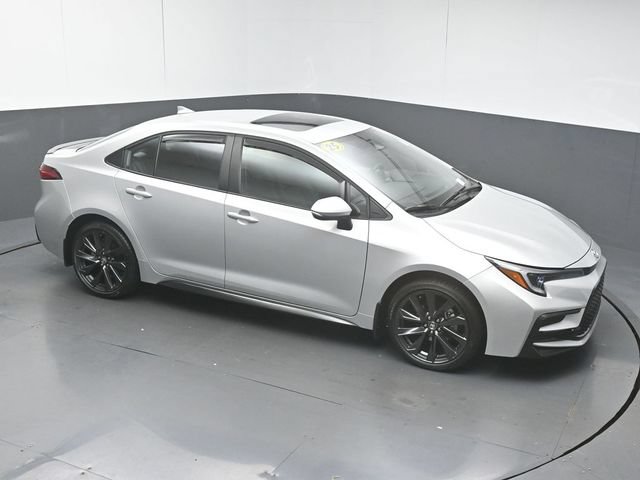 Used 2025 Toyota Corolla XSE FWD image 39