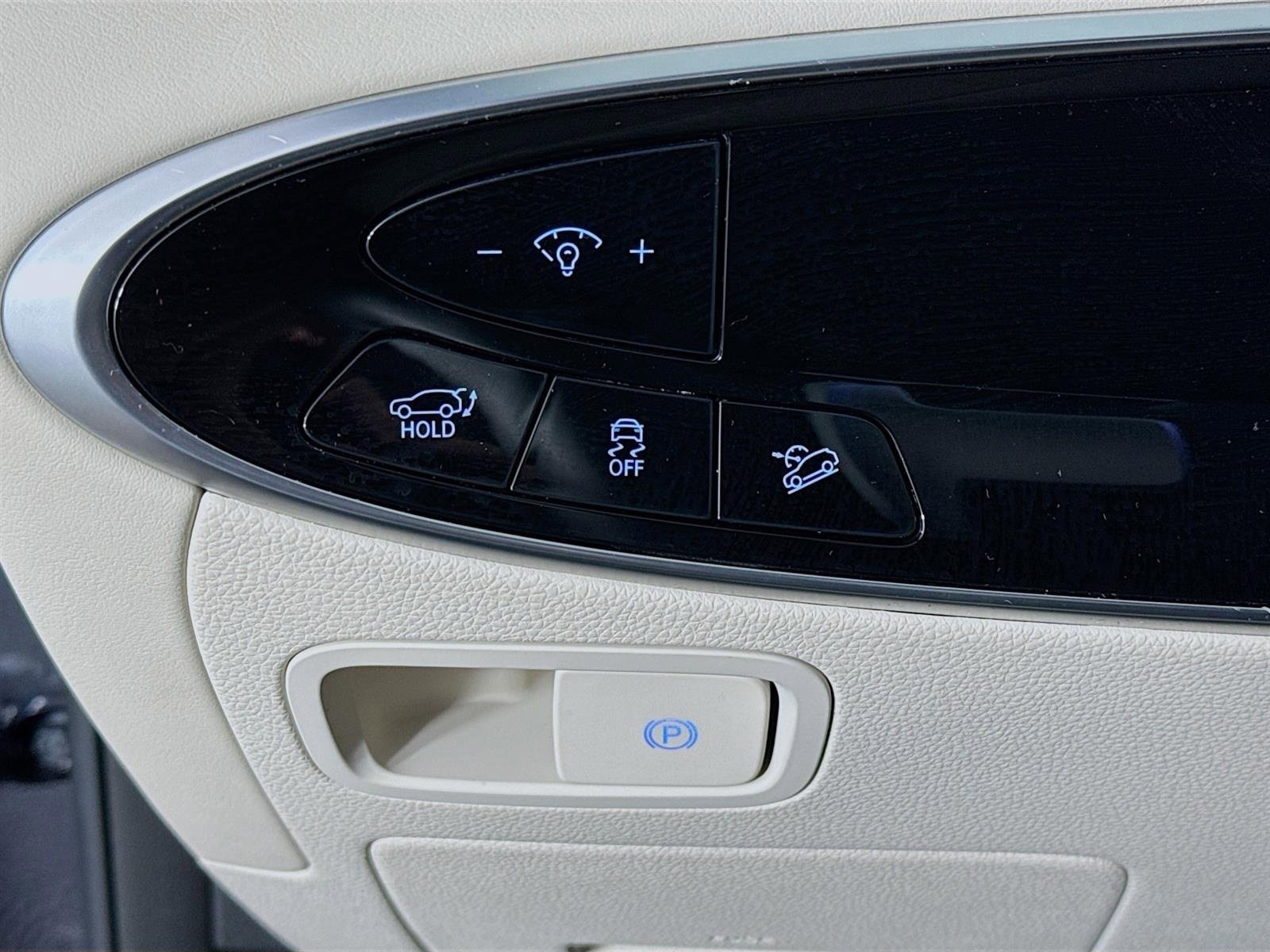 Certified 2026 Genesis GV70 3.5T Sport Prestige image 10