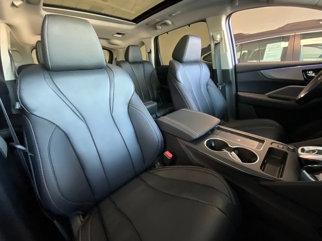 Certified 2026 Acura MDX w/ Technology Package AWD/4WD image 22