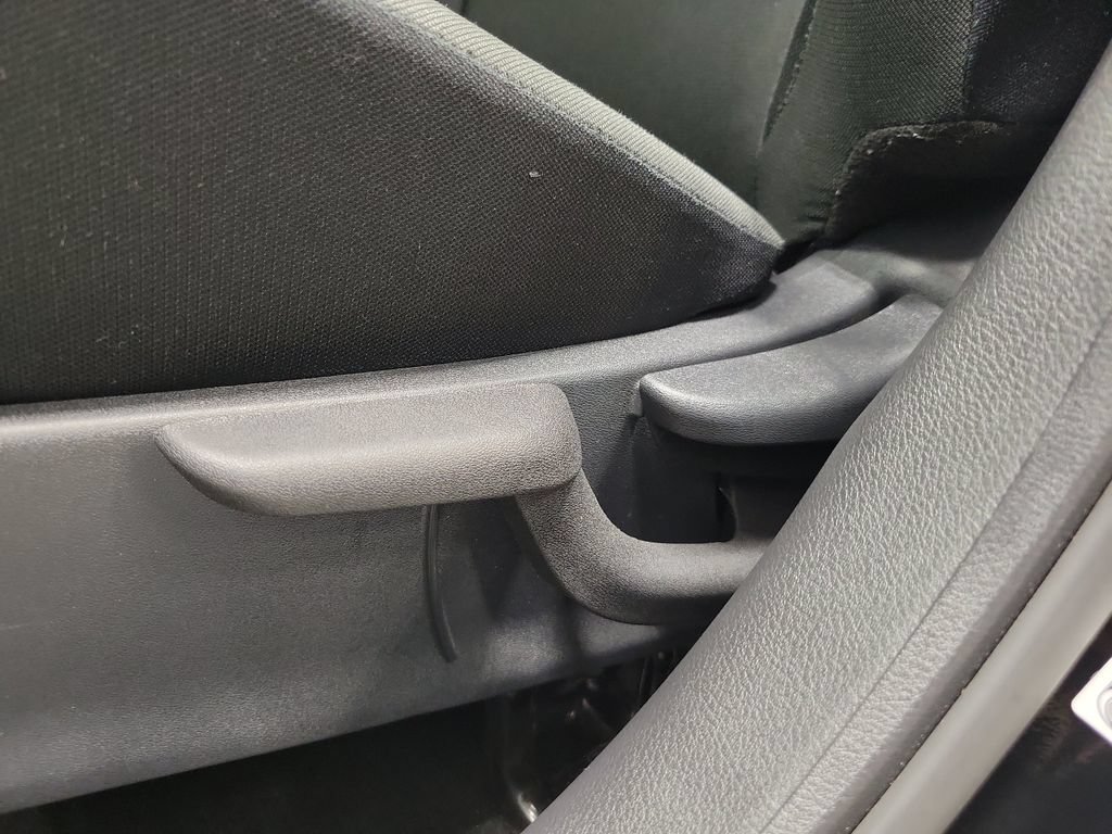 Used 2025 Nissan Kicks Play S FWD image 25