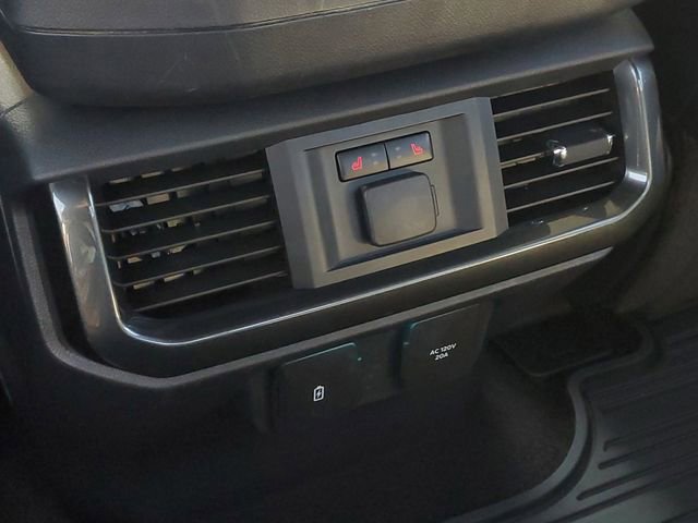 Certified 2022 Ford F150 Lariat w/ Equipment Group 502A High image 28