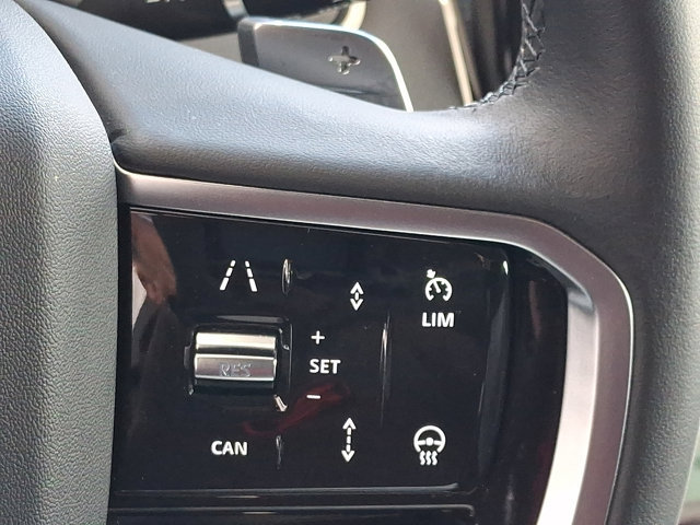Used 2023 Land Rover Range Rover Evoque R-Dynamic SE AWD/4WD image 24
