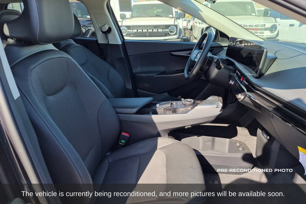 Used 2025 Kia EV6 Light RWD image 13