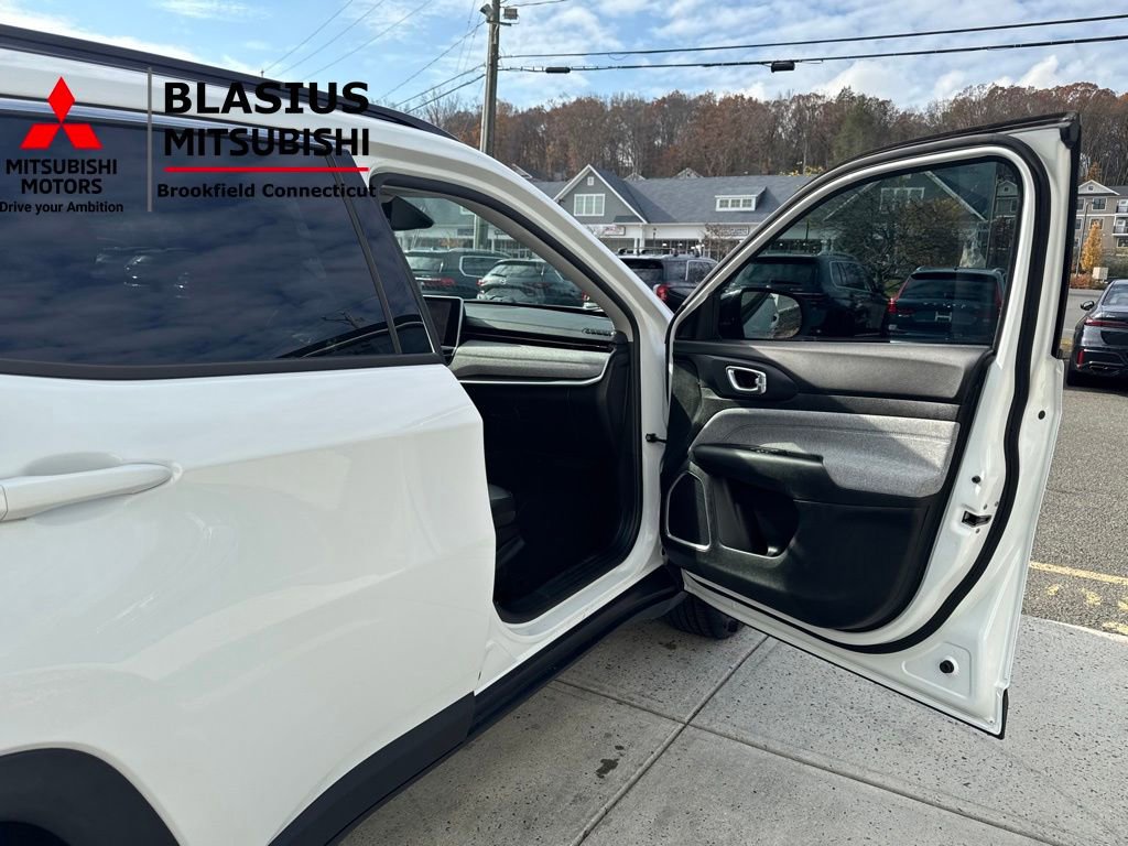 Used 2022 Jeep Compass Latitude image 13