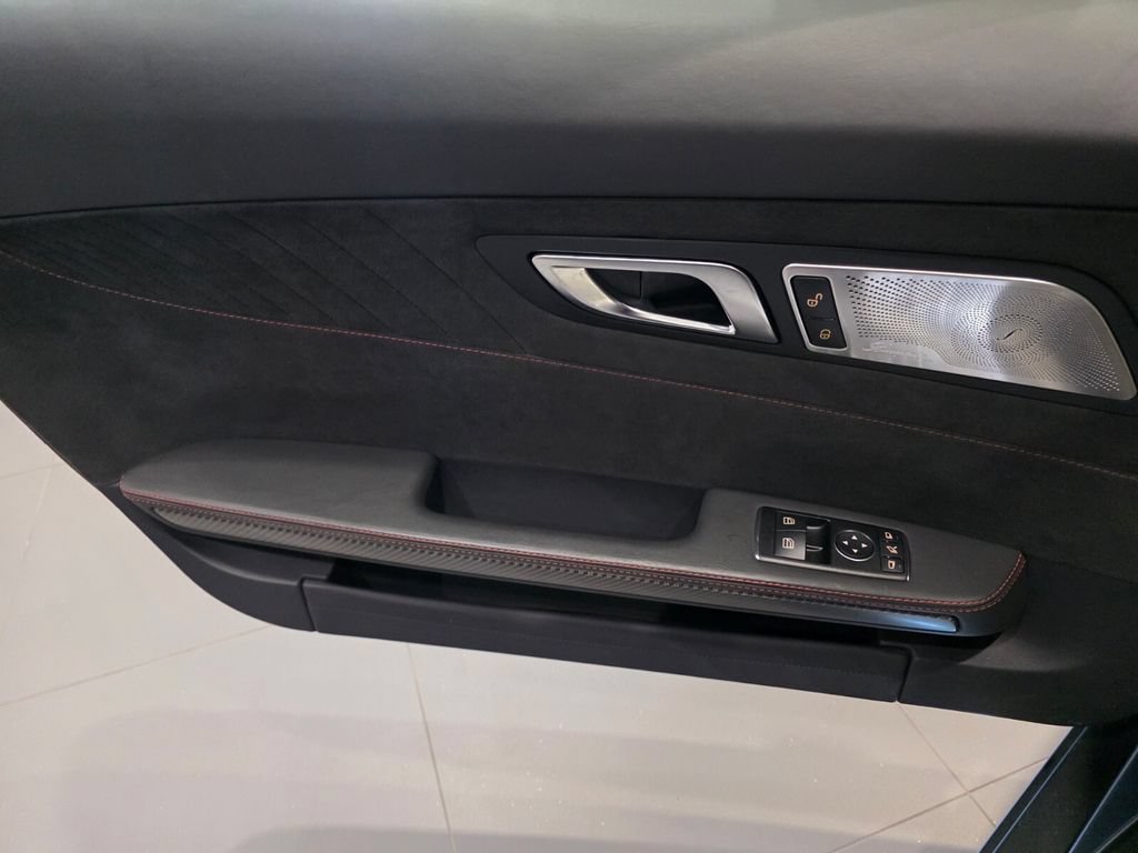 Used 2018 Mercedes-Benz AMG GT C image 20