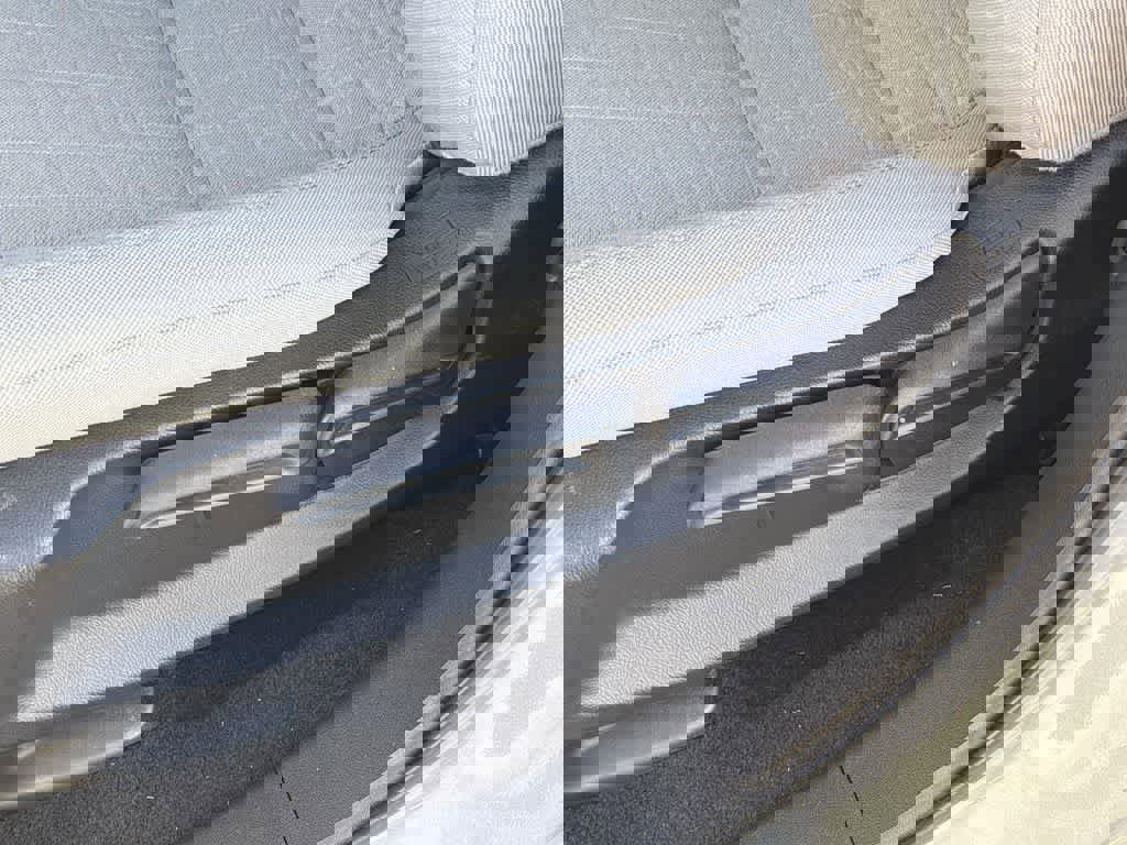 Used 2025 Honda HR-V LX image 25