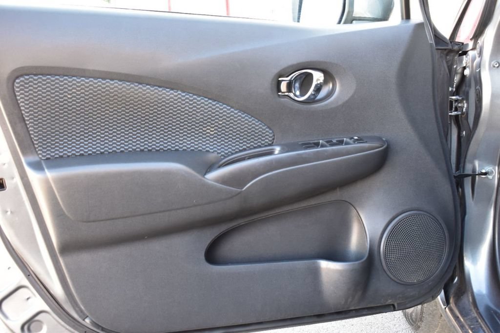 Used 2016 Nissan Versa Note SV FWD image 36