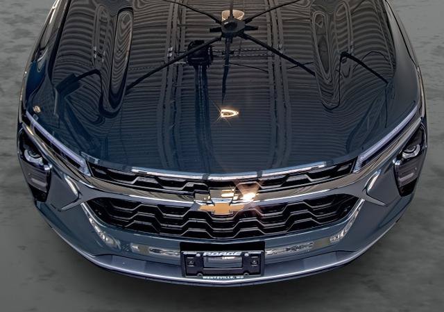 New 2026 Chevrolet Trax LT w/ LT Convenience Package FWD image 16