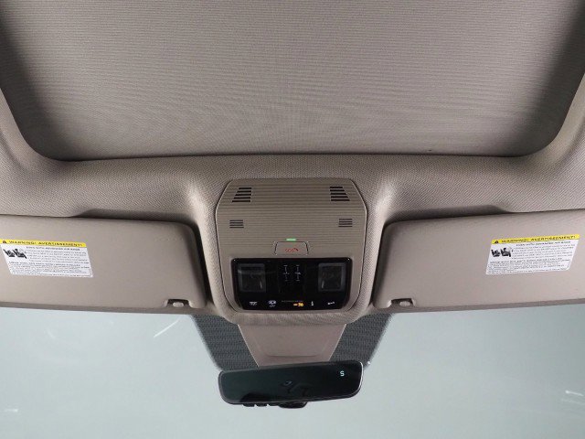 Used 2025 Volkswagen Atlas SEL AWD/4WD image 65