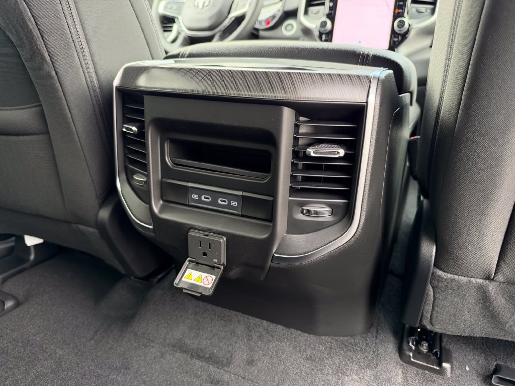 New 2027 RAM 1500 4x4 Crew Cab image 14