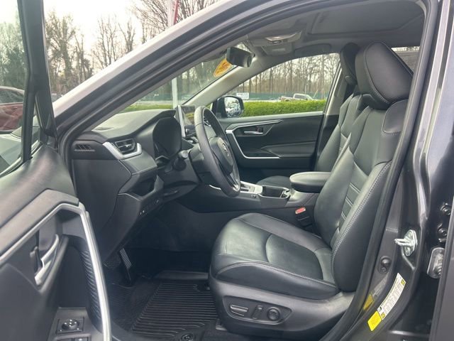 Used 2024 Toyota RAV4 XLE Premium image 14