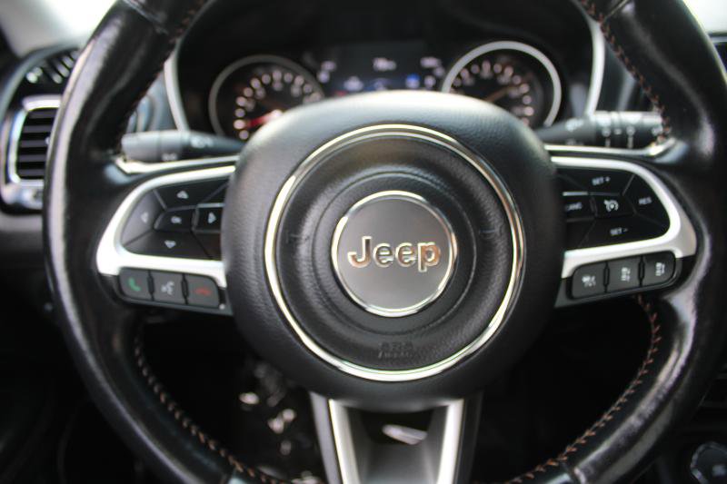 Used 2021 Jeep Compass Limited image 10