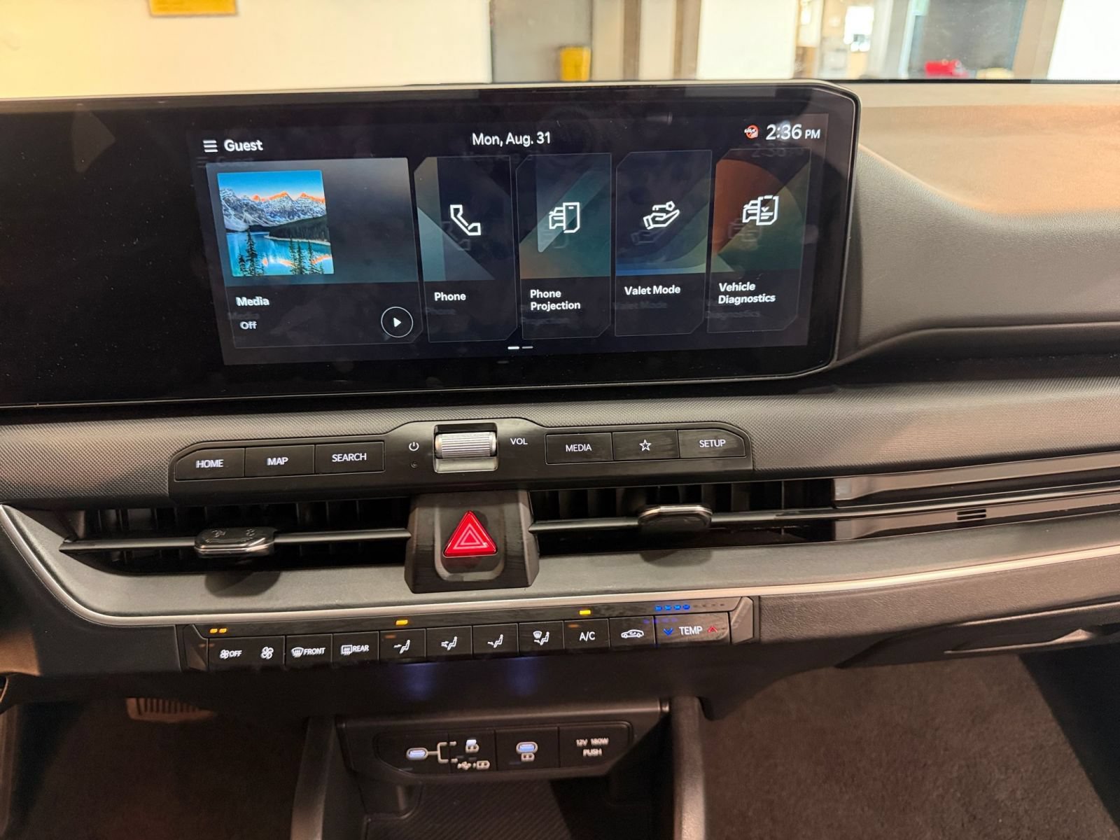 Used 2026 Kia K4 FWD image 16