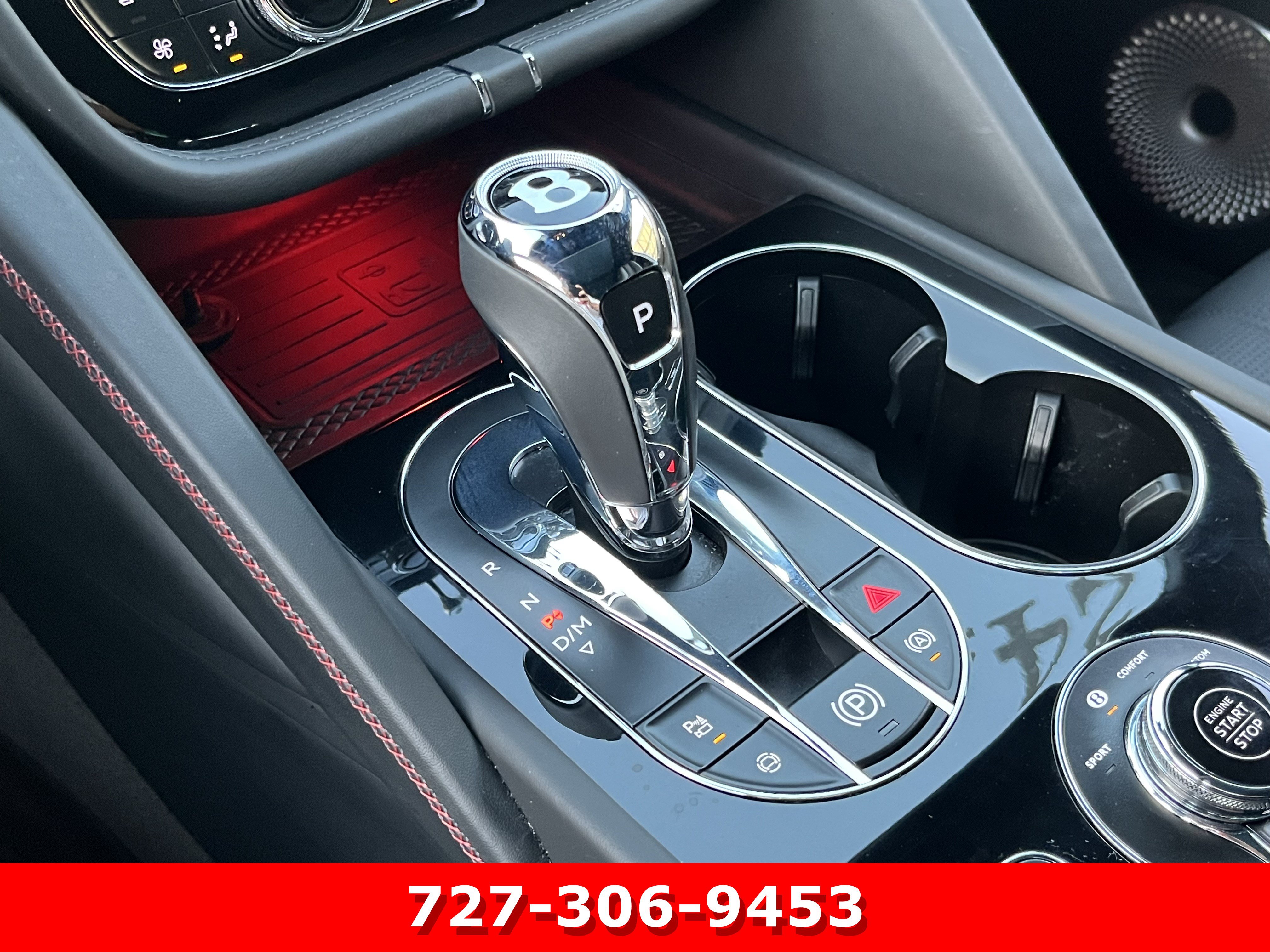 Used 2024 Bentley Bentayga AWD/4WD image 27