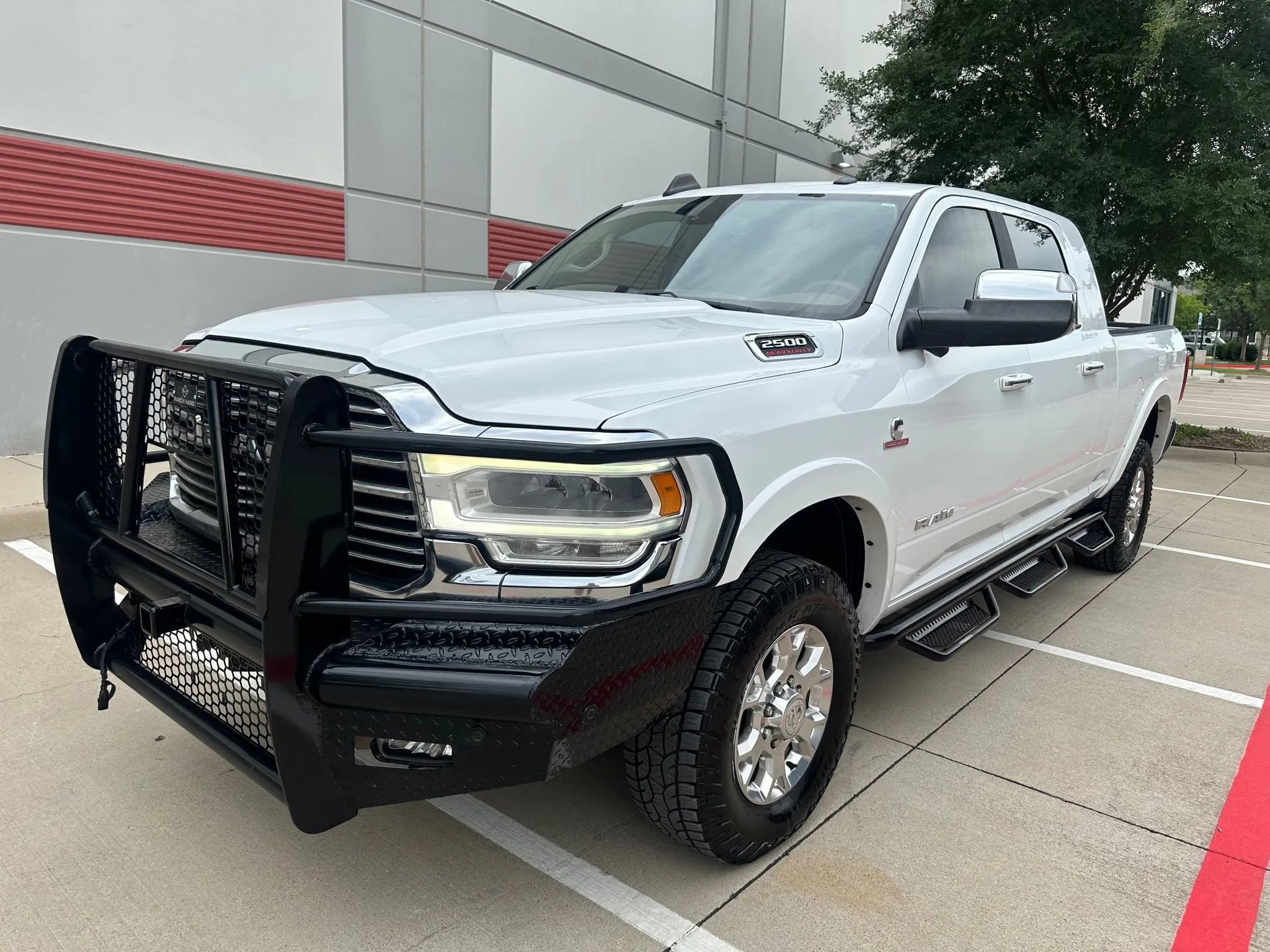 Used 2020 RAM 2500 Laramie image 2