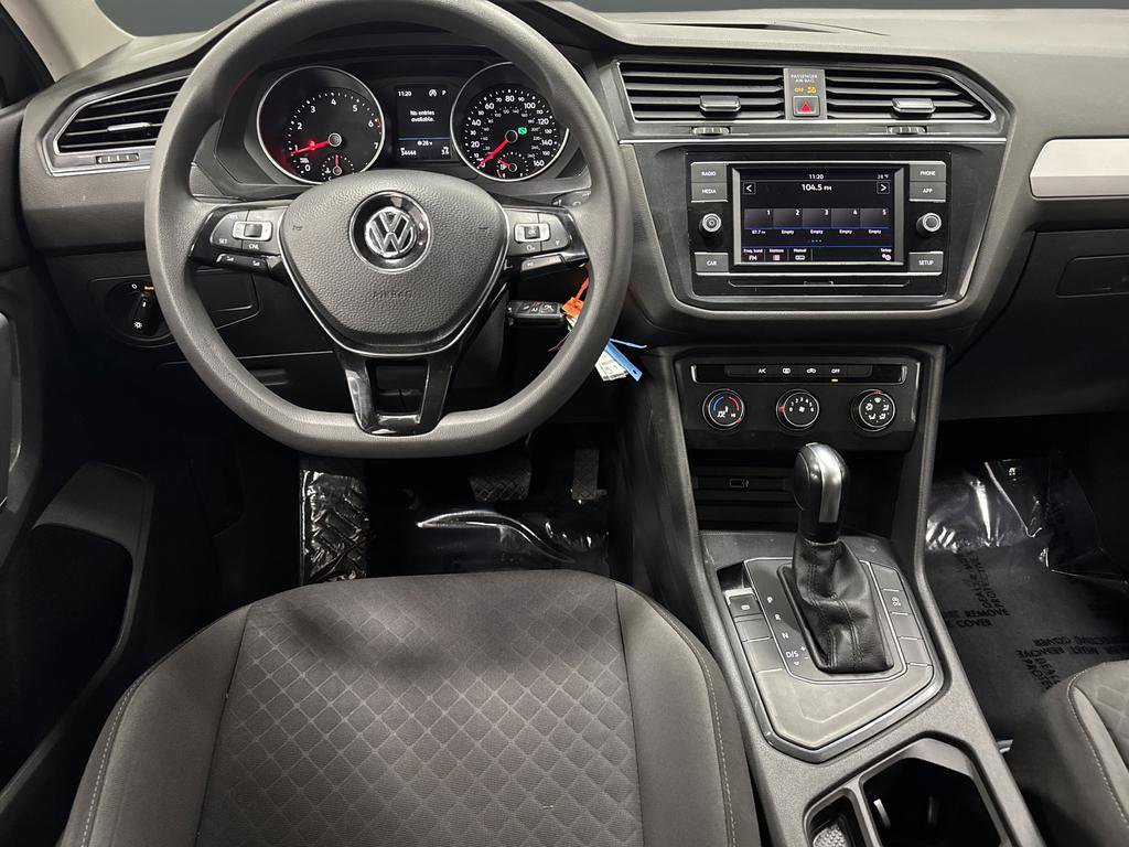 Used 2018 Volkswagen Tiguan S image 5