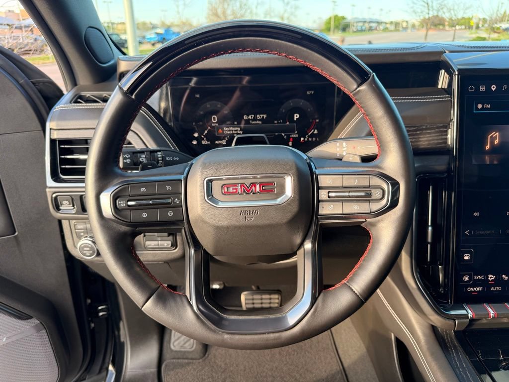 Used 2025 GMC Yukon XL AT4 Ultimate AWD/4WD image 14