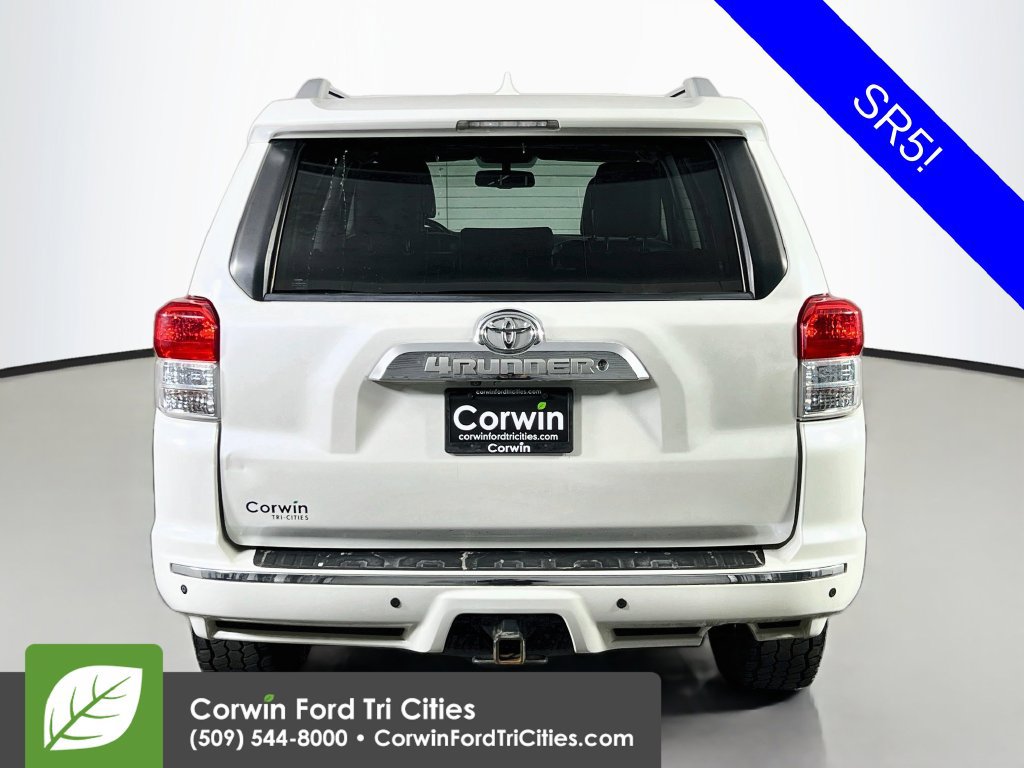 Used 2011 Toyota 4Runner SR5 w/ Premium Pkg w/Leather AWD/4WD image 12