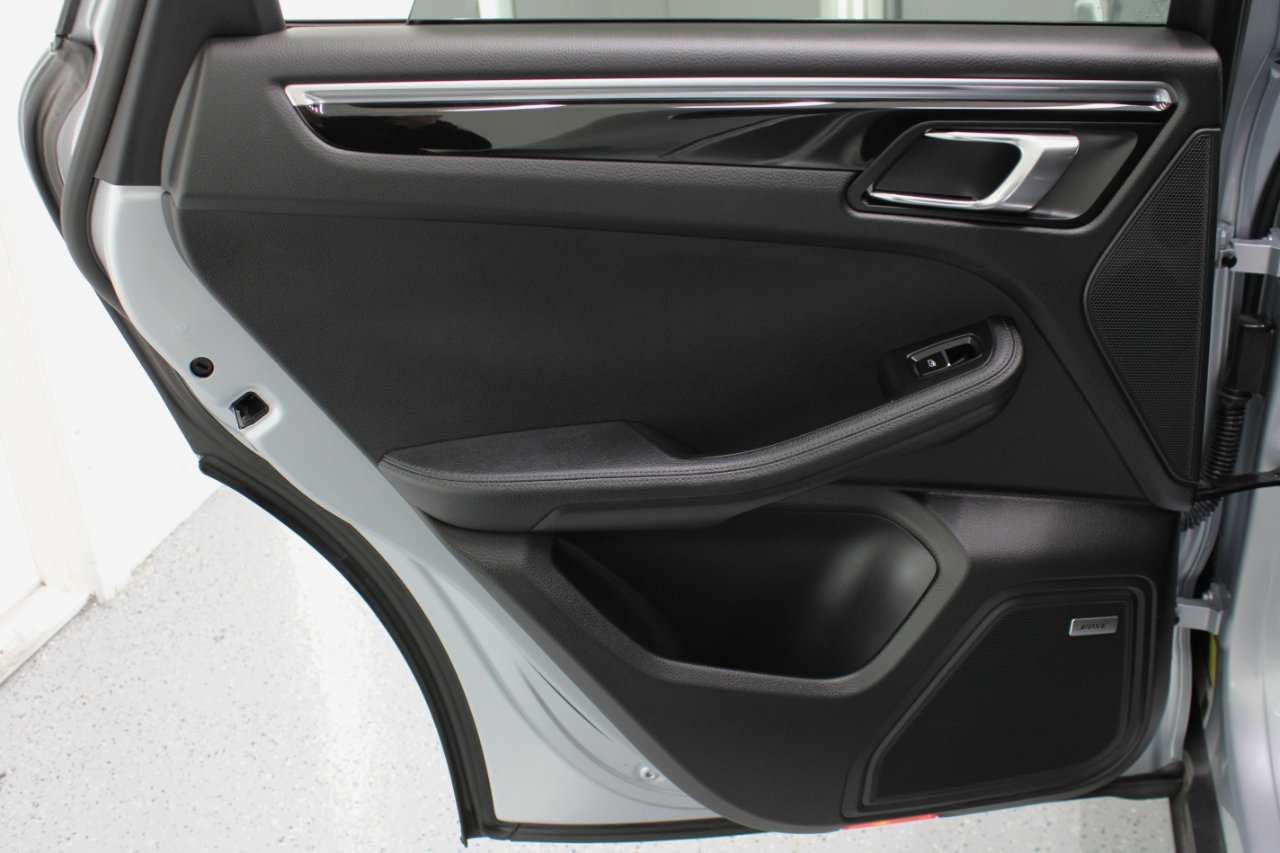 Used 2017 Porsche Macan S image 41