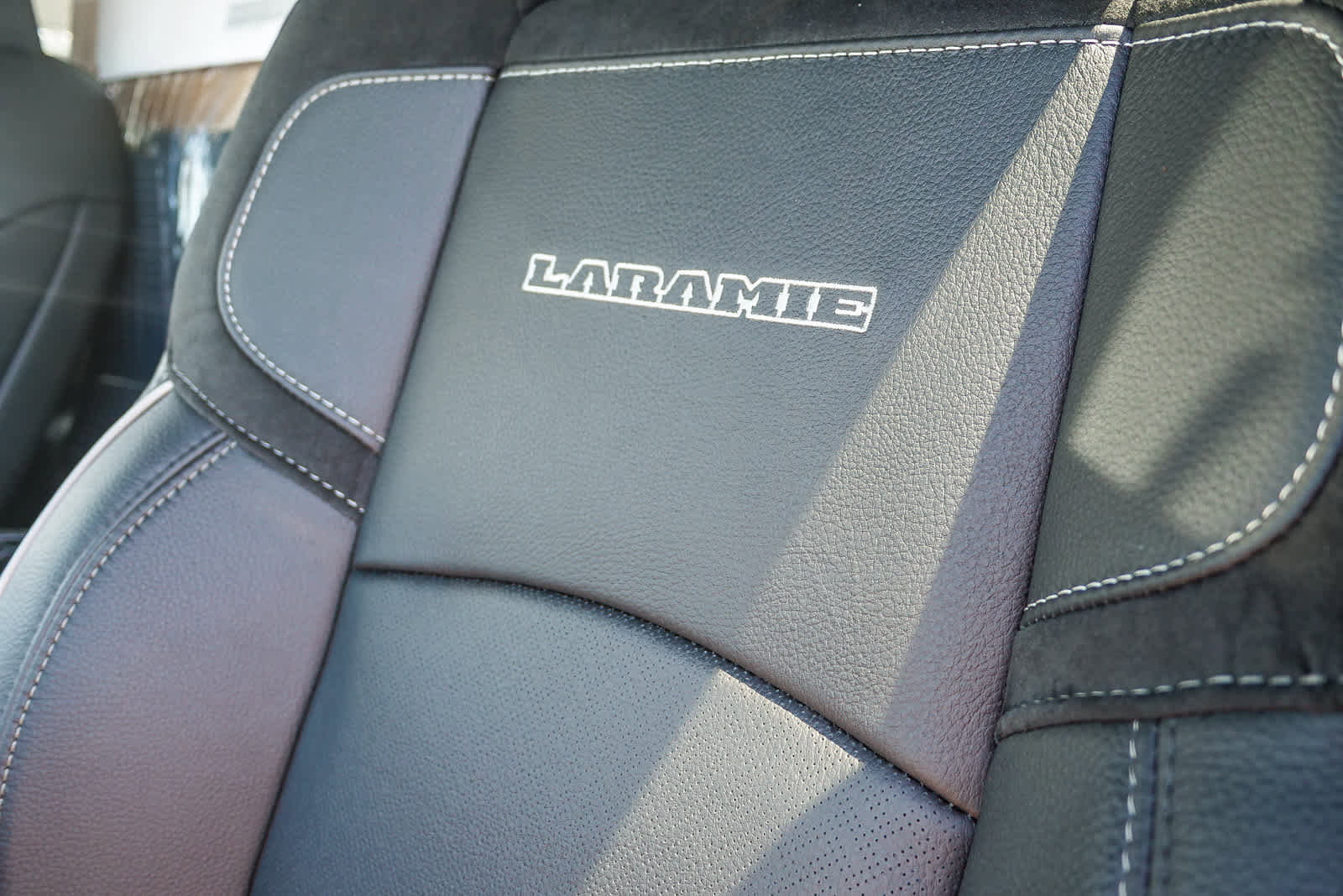 New 2026 RAM 2500 Laramie AWD/4WD image 20