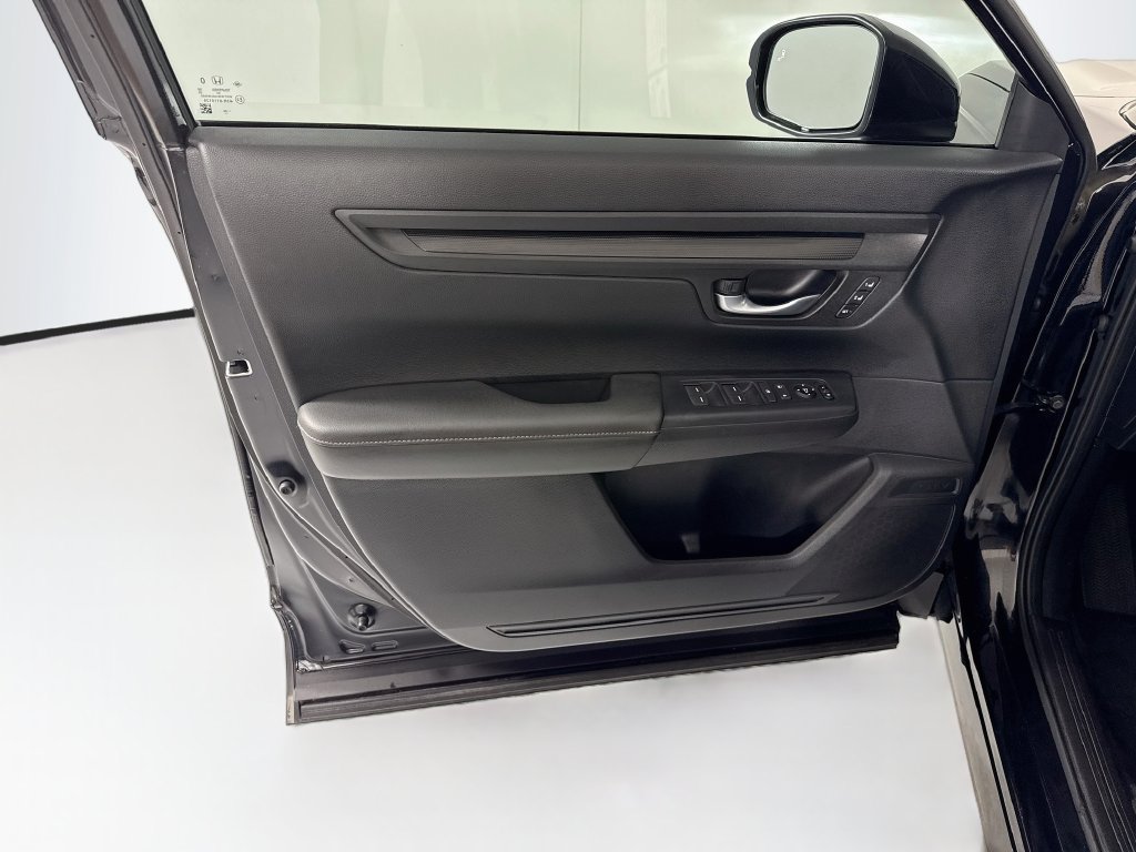 Certified 2025 Honda CR-V Sport-L image 24