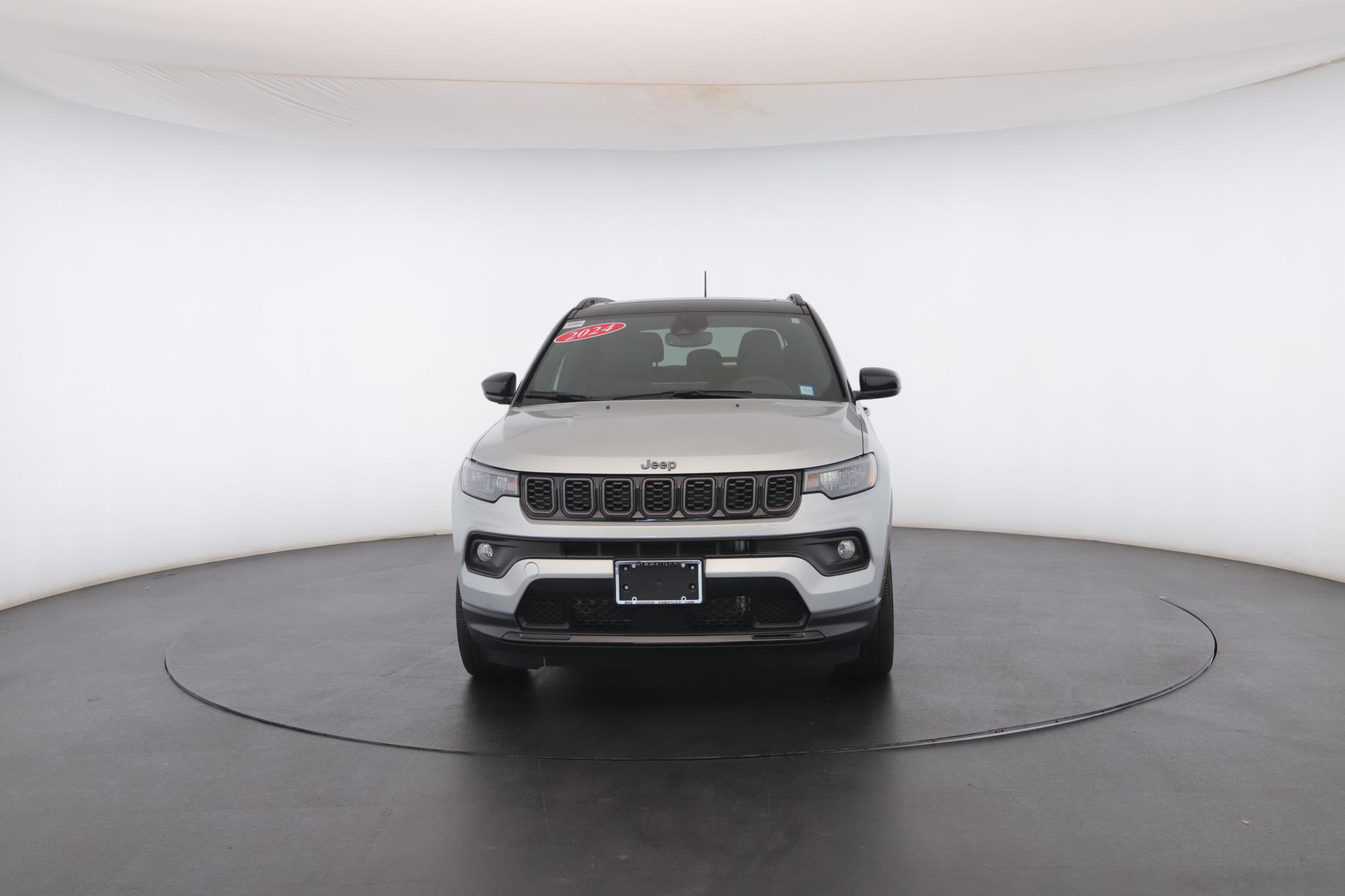 Used 2024 Jeep Compass Latitude w/ Sun and Sound Group AWD/4WD image 39