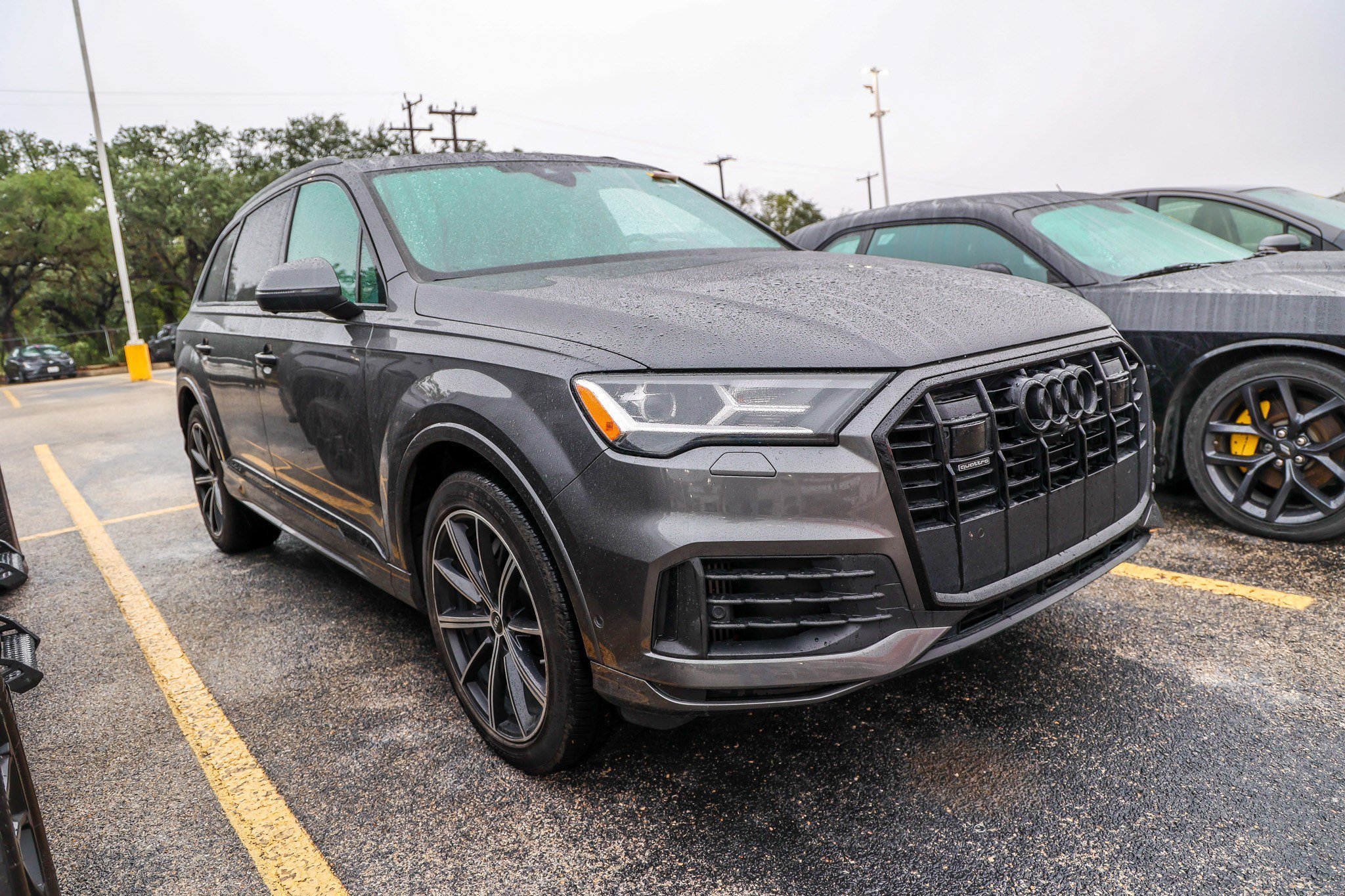 Used 2022 Audi Q7 3.0T Premium Plus w/ Premium Plus Package AWD/4WD image 6