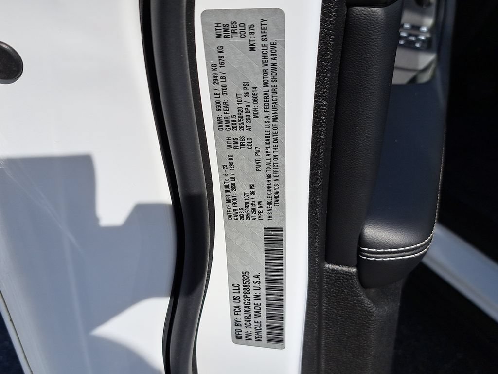 Certified 2023 Jeep Grand Cherokee L Altitude AWD/4WD image 37