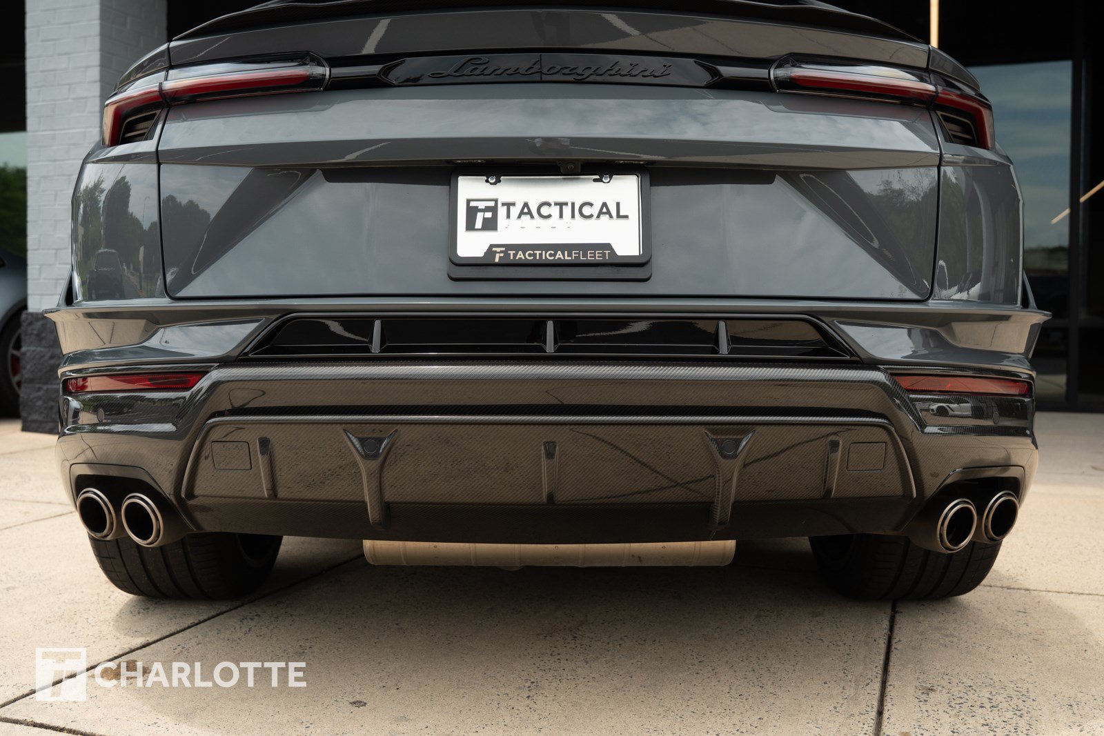Used 2023 Lamborghini Urus Performante AWD/4WD image 18